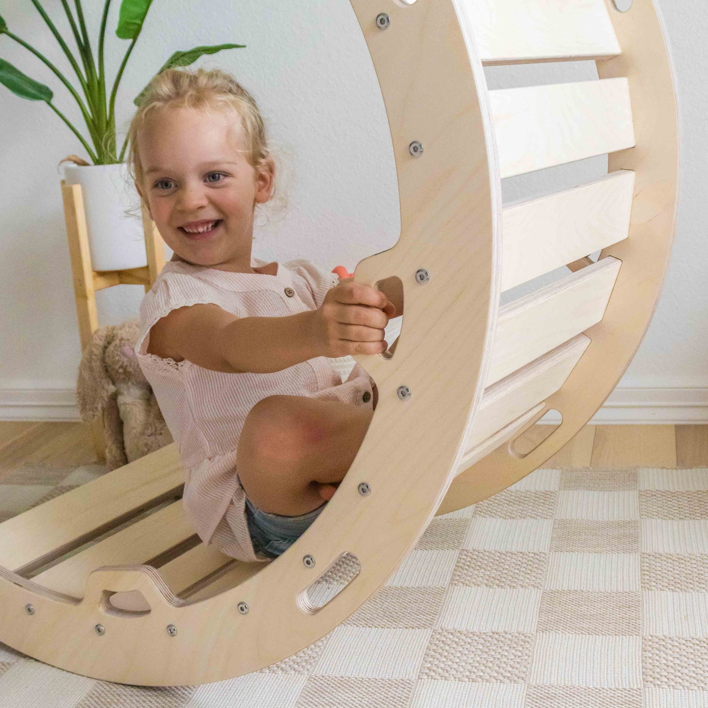 Kids Climbing Arch