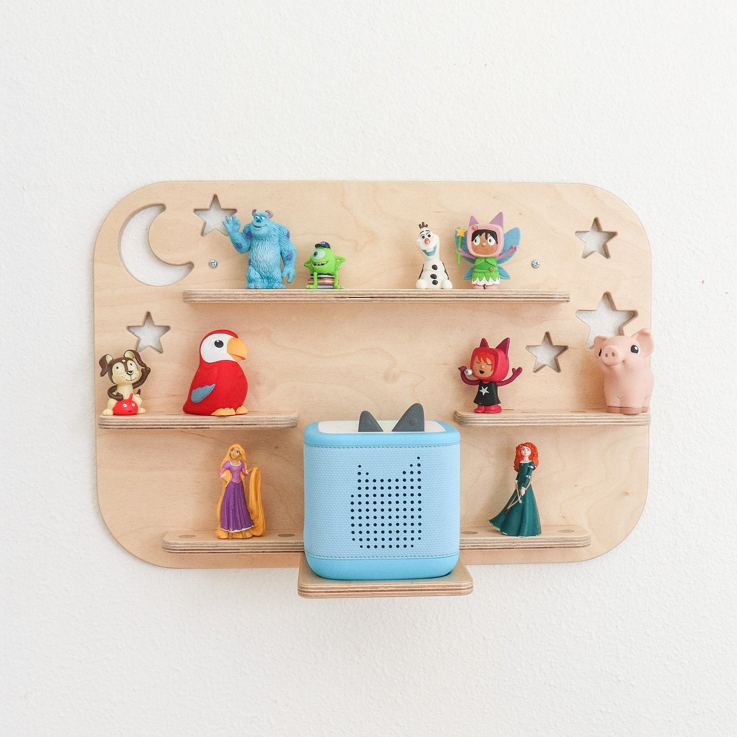 Kids toniebox wall shelf made from wood. 